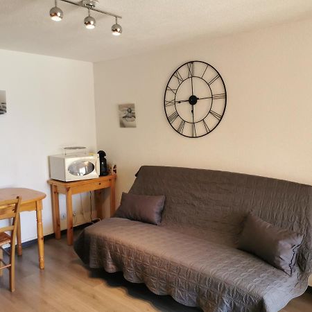 Cap De Mer - Vue Sur Mer - Une Chambre - Une Terrasse - Acces Direct Plage - Commerces A Proximites Le Barcares Exterior photo
