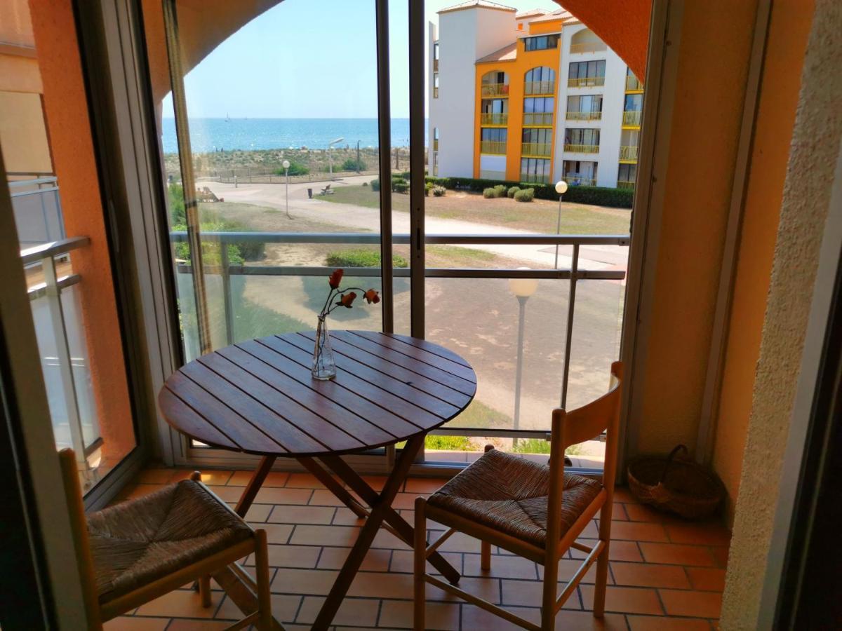 Cap De Mer - Vue Sur Mer - Une Chambre - Une Terrasse - Acces Direct Plage - Commerces A Proximites Le Barcares Exterior photo